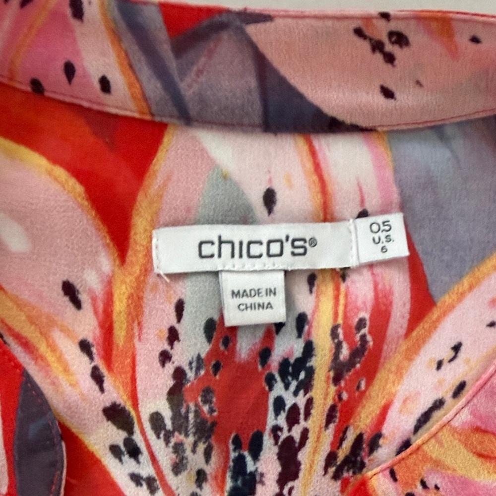 Chico's Vibrant Floral Blouse Size Small - Picture 14 of 16